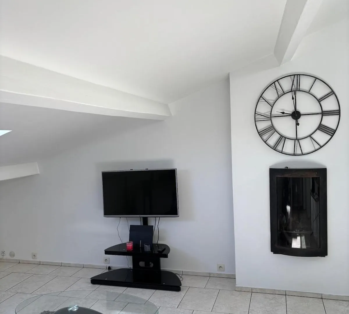 Apartment Loft Hyeres Private Parking 0*,  Fransa