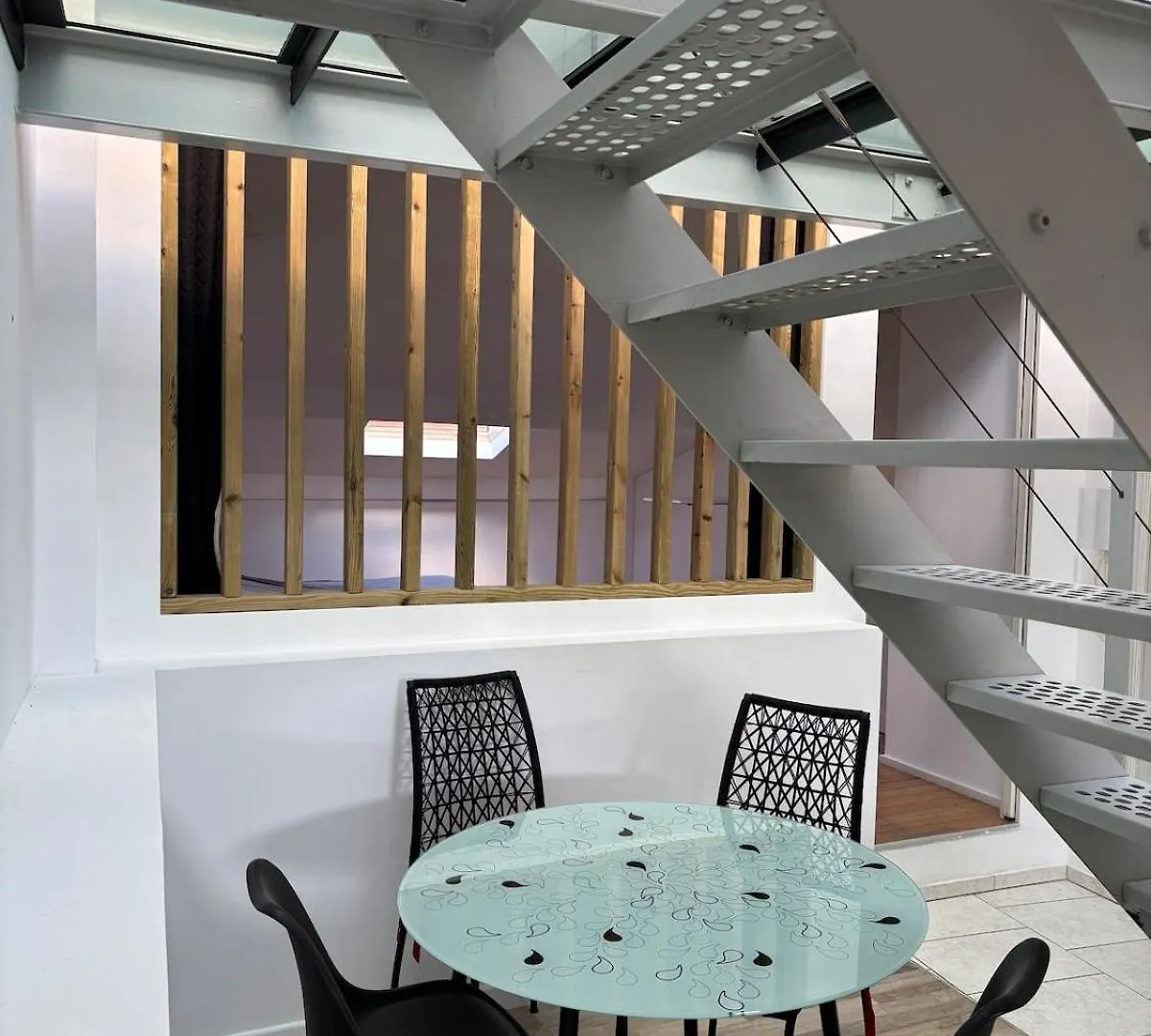 Apartment Loft Hyeres Private Parking