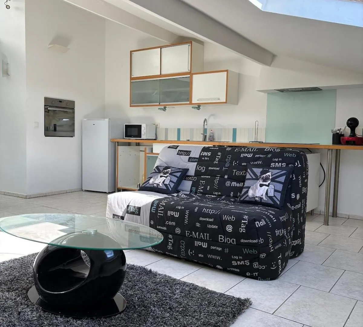 Apartment Loft Hyeres Private Parking